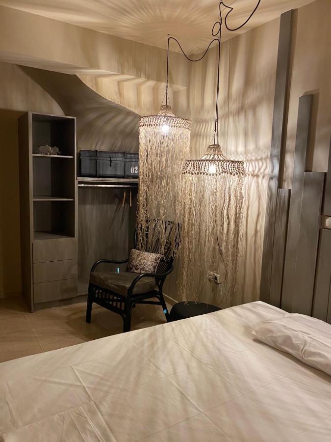 Luxurious Maisonette In The Countryside With A Pool カラブリタ エクステリア 写真